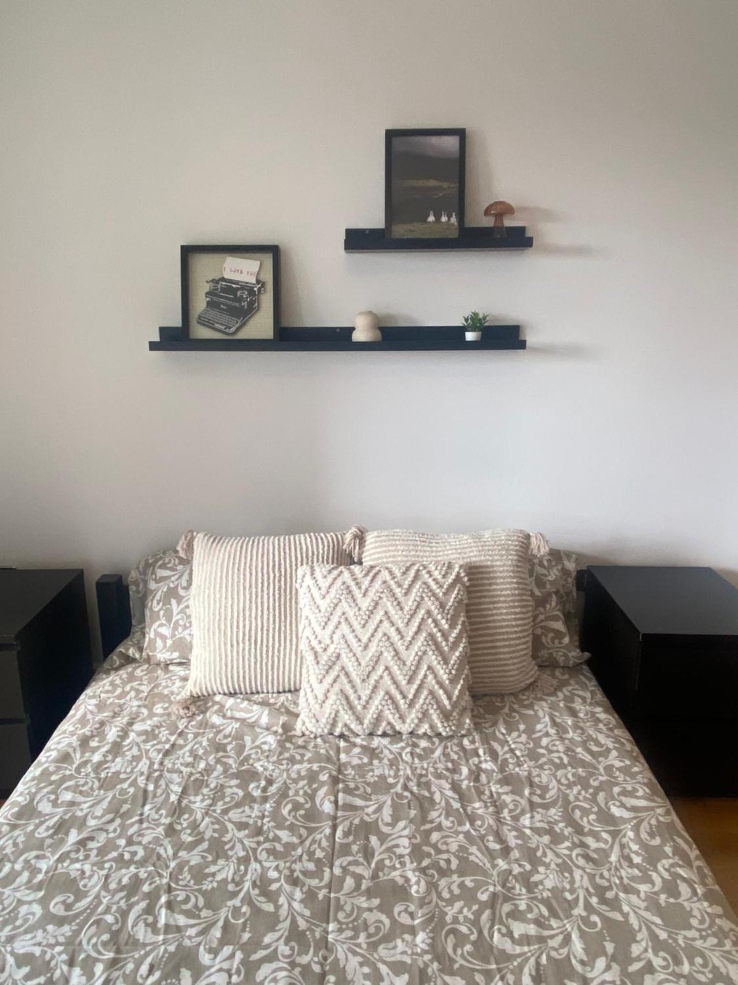 2 Bedroom Flat In Riverside West London Ngoại thất bức ảnh